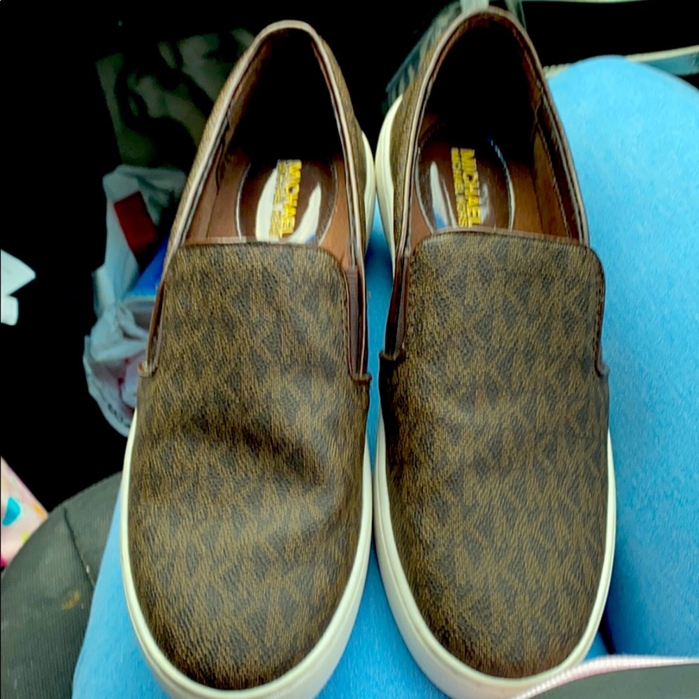 MK slip ons